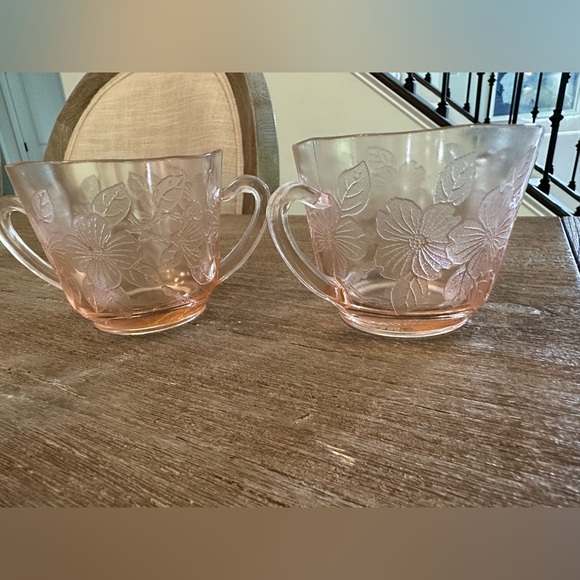 Depression Glass 2 Dogwood Macbeth Evans Pink Open Sugar Bowls / Cups W/ Handles - Picture 3 of 12